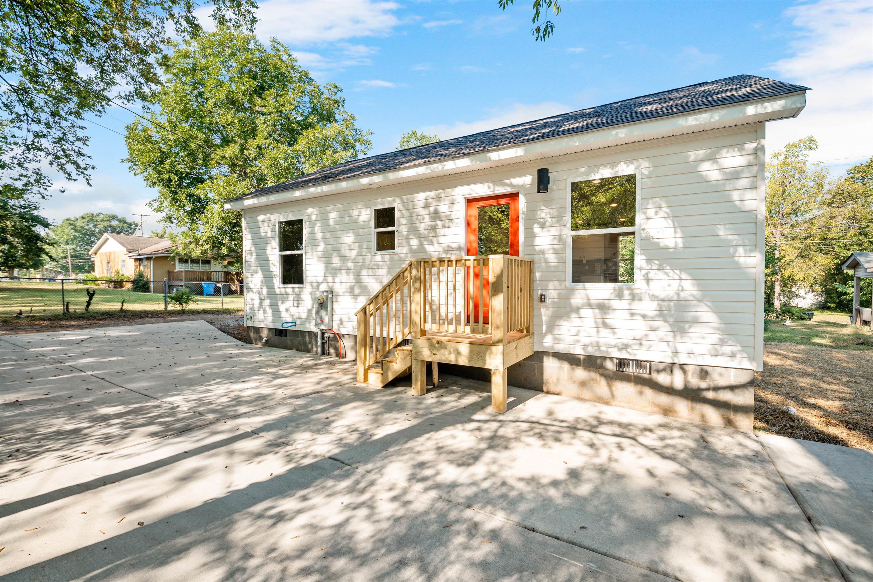 1202 East 34th Street