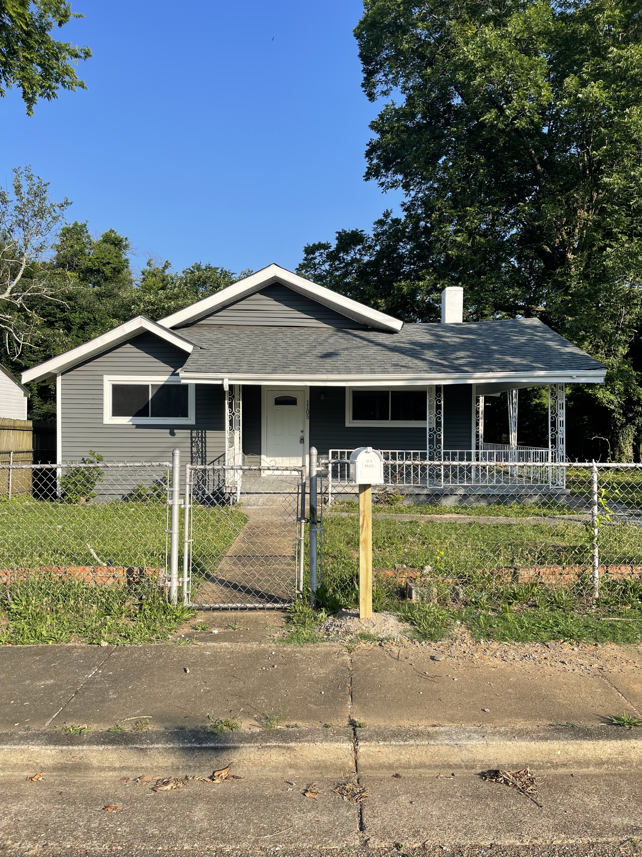 1105 North Orchard Knob Avenue